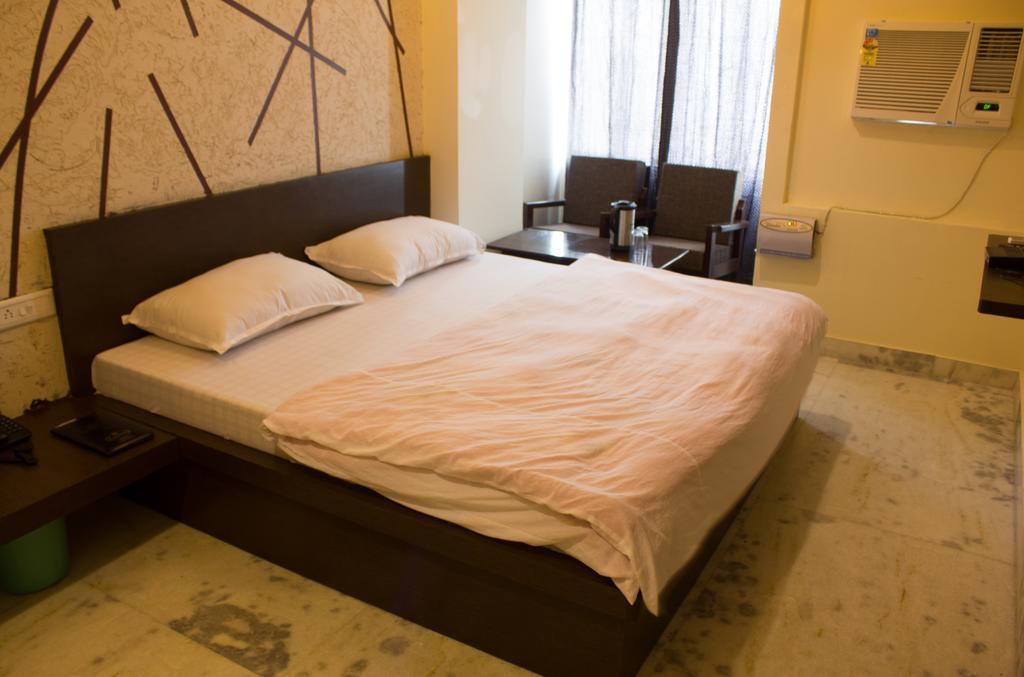 Hotel Holiday Home Jaipur Quarto foto