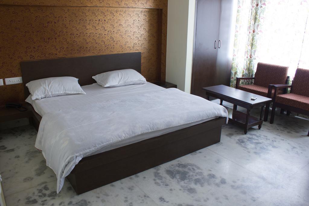 Hotel Holiday Home Jaipur Quarto foto